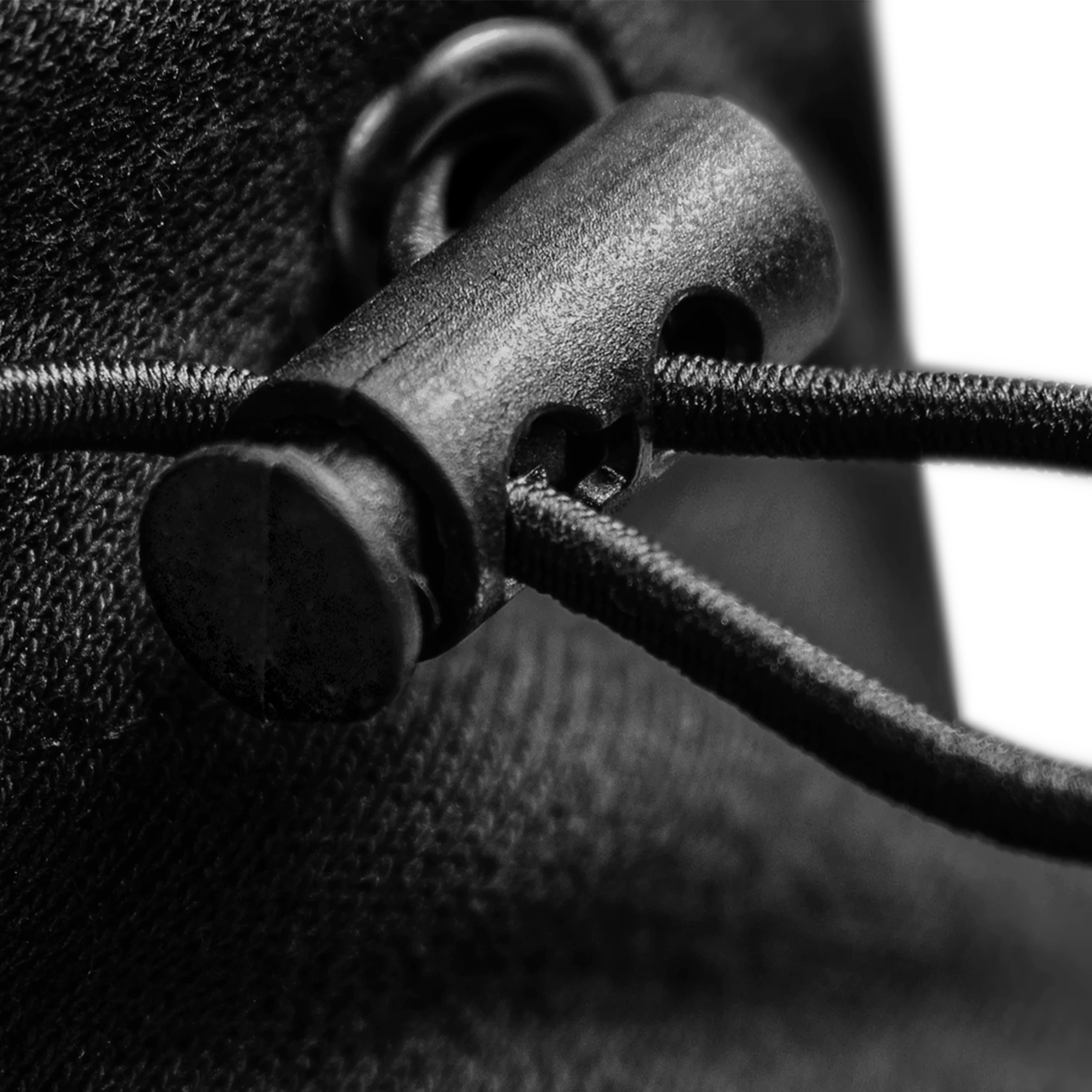 predator-zip-up-jacke-schwarz-mit-rei-verschluss image 3